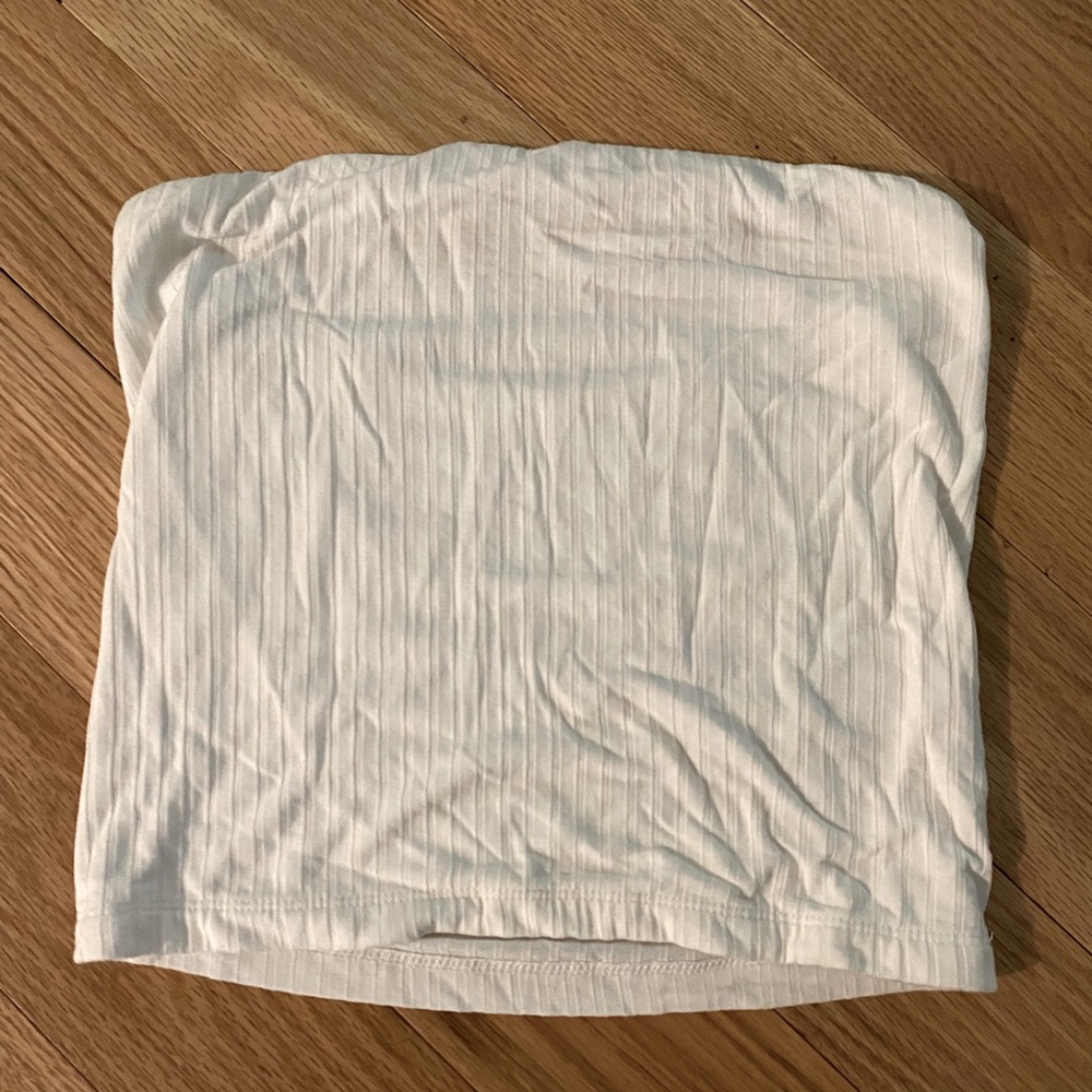 AMERICAN EAGLE OUTFITTERS ribbed soft & sexy cropped tube top NBW